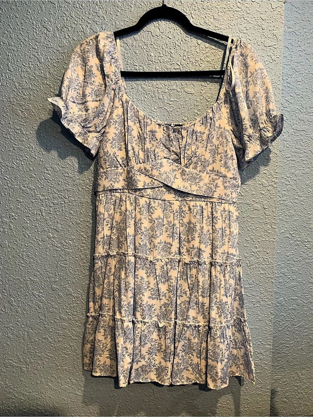 Blue Floral Puff Sleeve Smocked Tiered Mini Dress White & Blue Large NWT!